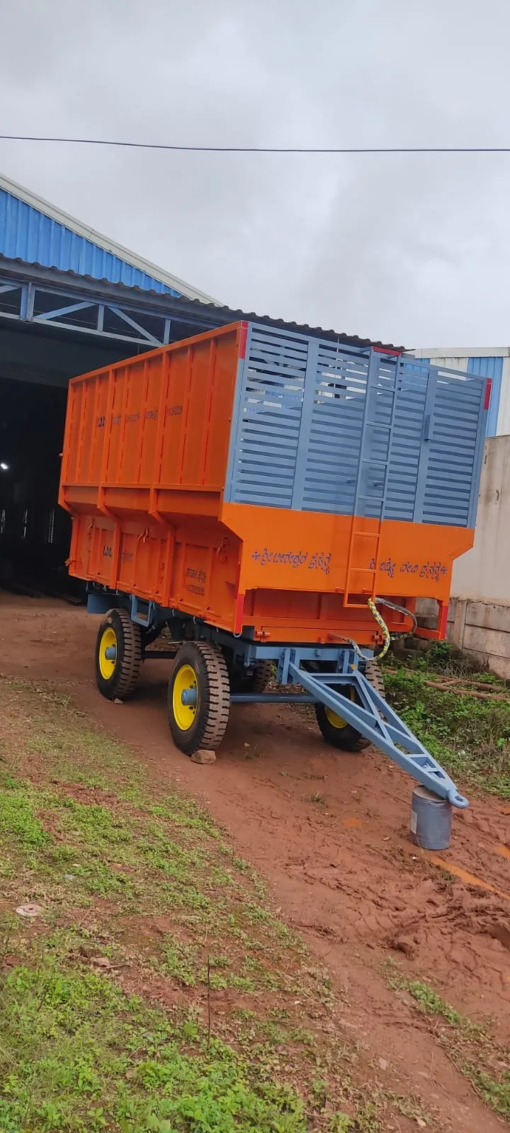 Custom Agricultural Implements & Trolleys